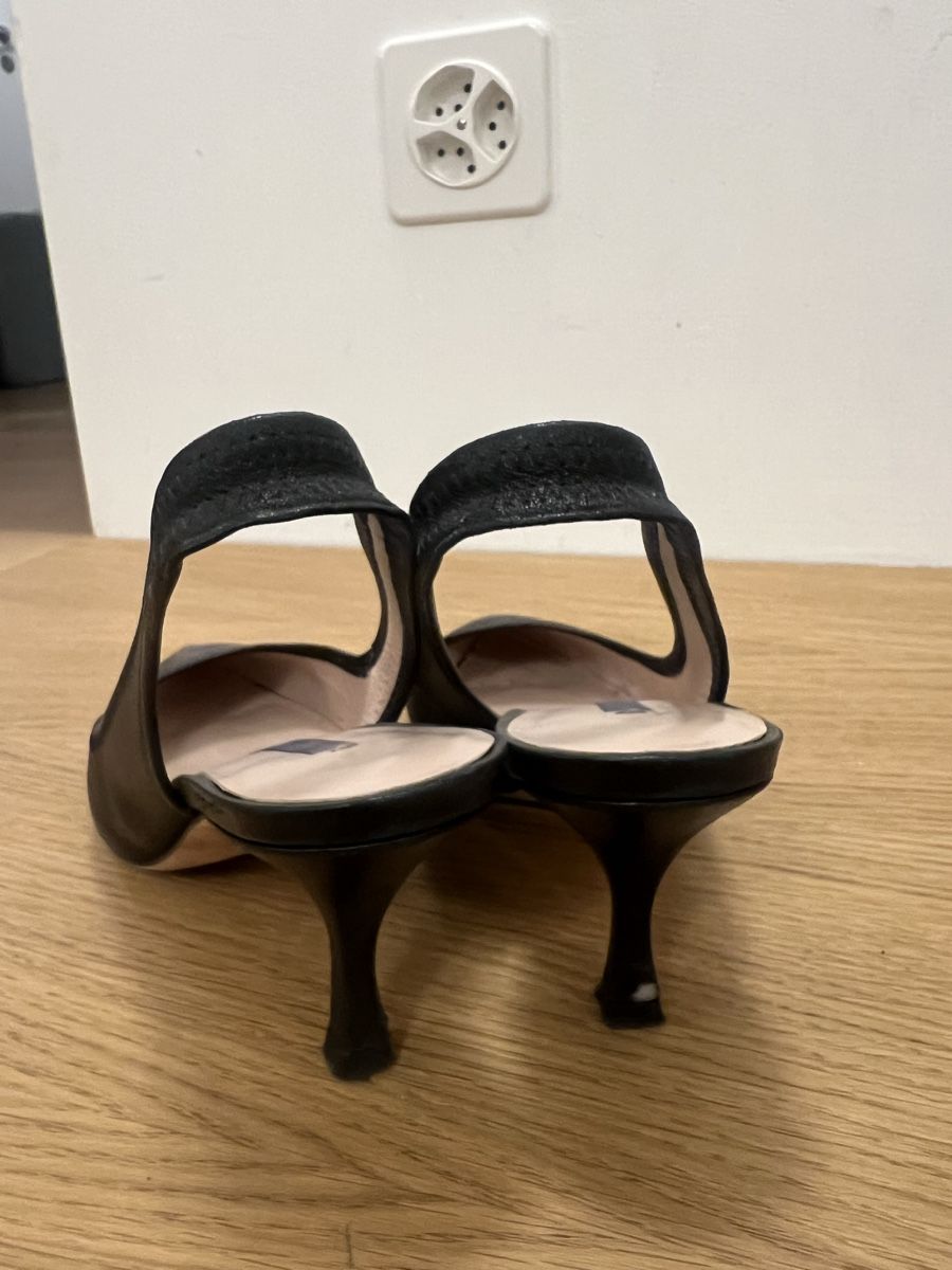 Stuart Weitzman Scarpe da donna: Stuart Weitzman Slingback-Pumps Gr. 37 – Usato da Ebmatingen venduto da dartim 2
