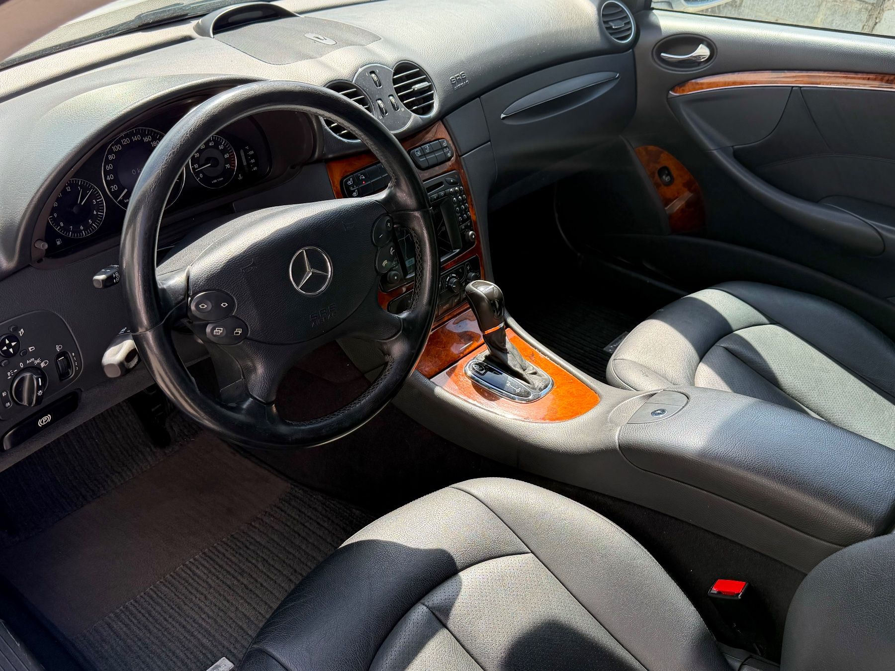Mercedes-Benz Automobili: MERCEDES-BENZ CLK 320 Elégance Automatic – Usato da Rebstein venduto da Cache 6