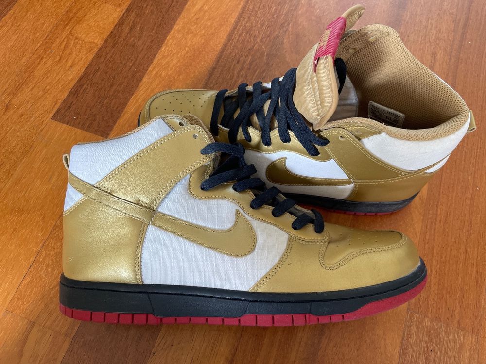 Vintage Nike Dunk High in gold/white/black/red (Gebraucht) in Zürich ...