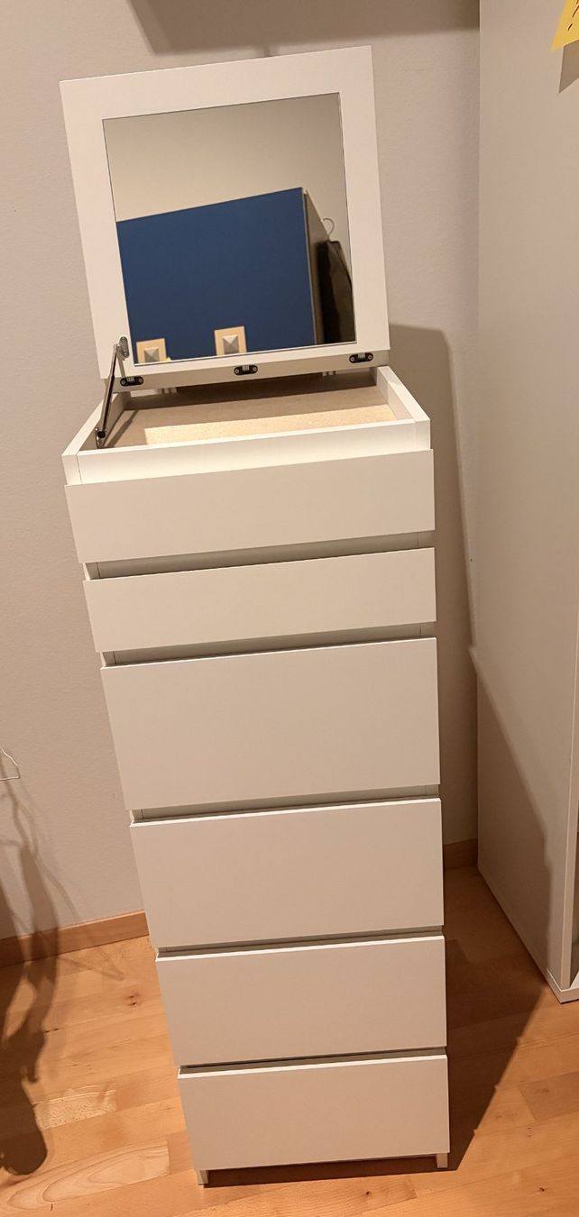 Cassettiere: MALM Kommode weiss, mit Spiegel – Nuovo (secondo la descrizione) da Hochdorf venduto da NANA-Fashion 1