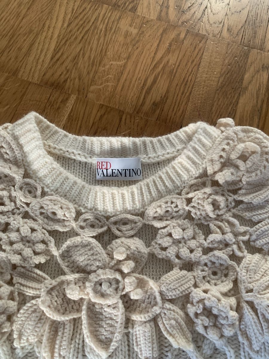 Pulls & Sweat-shirts: Red valentino beige pullover – D'occasion à Zürich par Nikuska32 1