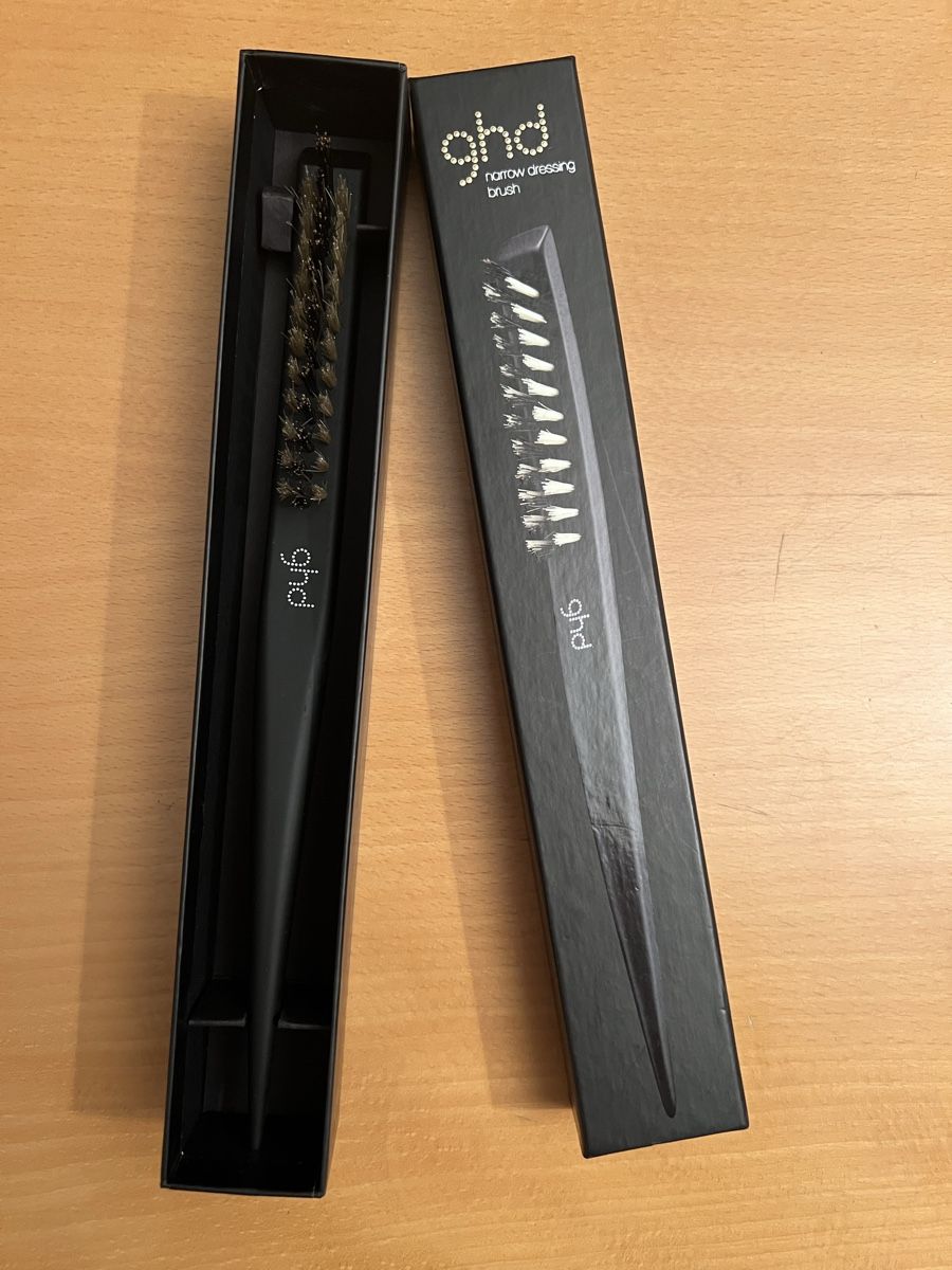 Altro per la cura dei capelli: Neuwertige Ghd Narrow Dressing Brush – Nuovo (secondo la descrizione) da Basel venduto da shirley_gold 3