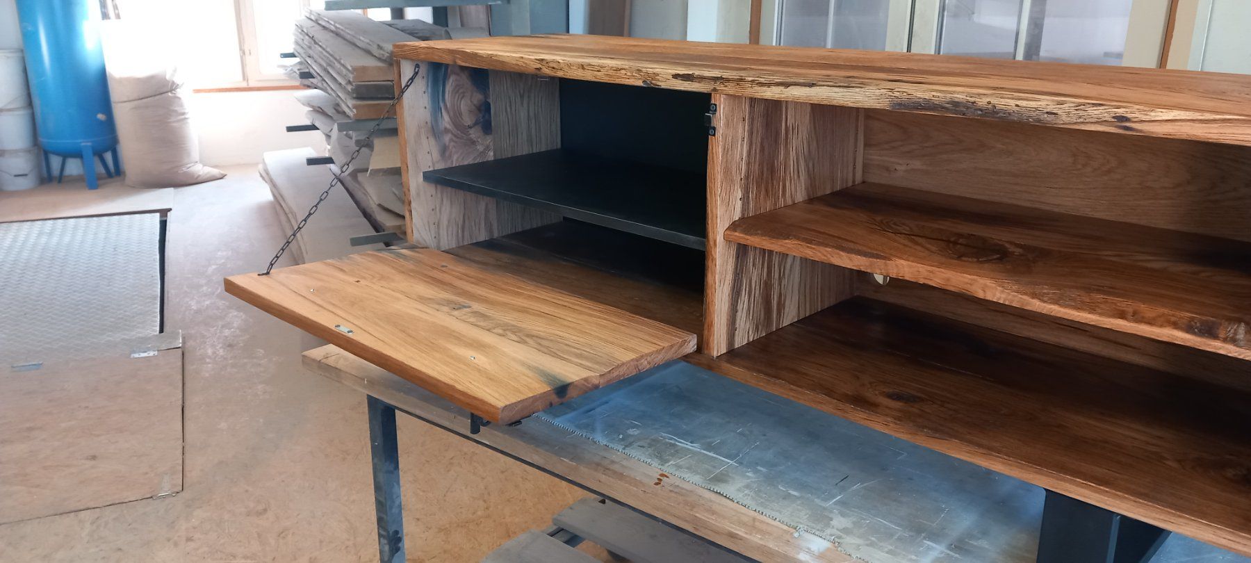 Kommoden: Sideboard aus  Eiche Schweizer Altholz 160cm (Action NP2500) – Neu (gemäss Beschreibung) aus Altishofen von Rossi464 4