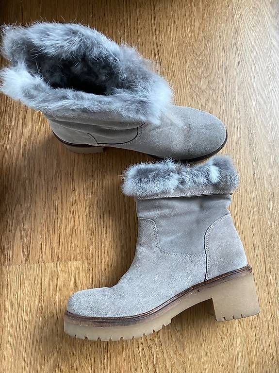 Scarpe da donna: Stiefeletten hellgrau – Usato da Zürich venduto da lau_w7gq