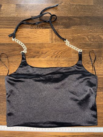 Schickes, schwarzes Top mit Kette von New Yorker, XS