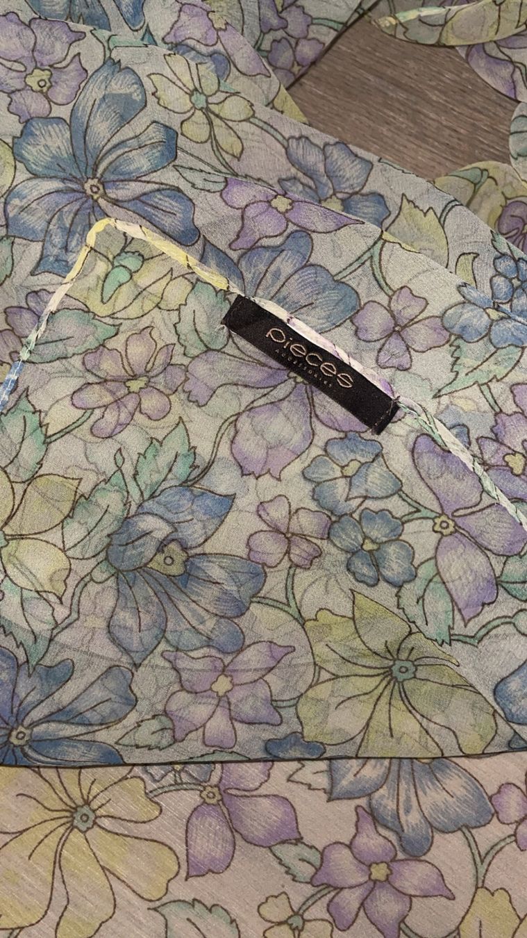 Foulard & Sciarpe: Schönes Sommertuch Damen – Nuovo (secondo la descrizione) da Winterthur venduto da Deal246 2