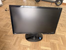 BenQ LCD Monitor G2222HDL -  Office Setup!