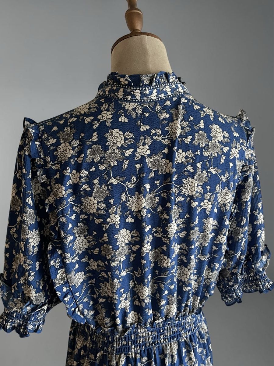 Vestiti: Max Studio Blumenkleid Blau XL Volants Midikleid – Usato da Zürich venduto da Recode.Fashion 4