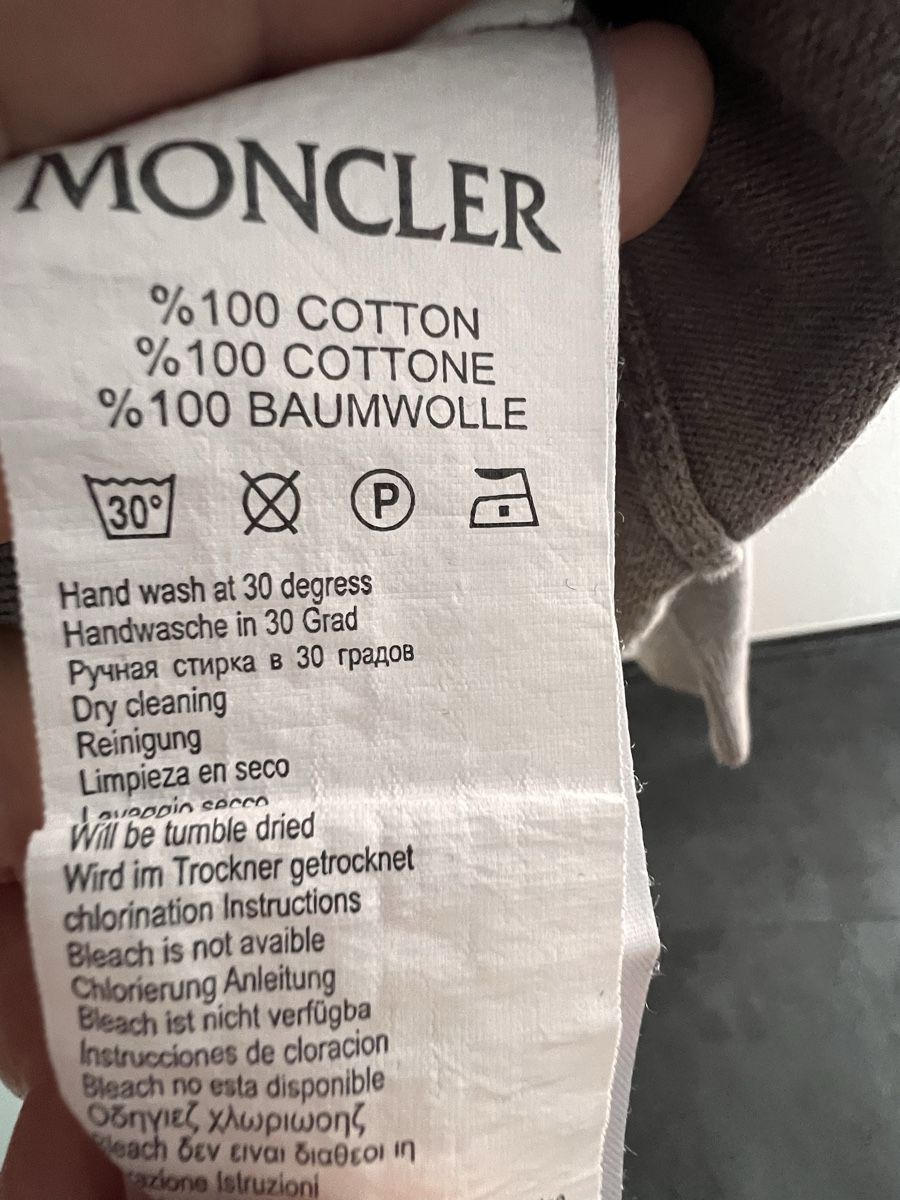 Moncler Maglioni & Felpe: Herren Pullover Moncler Baumwolle braun Gr. M – Nuovo (secondo la descrizione) da Winterthur venduto da ChicMarkt 2
