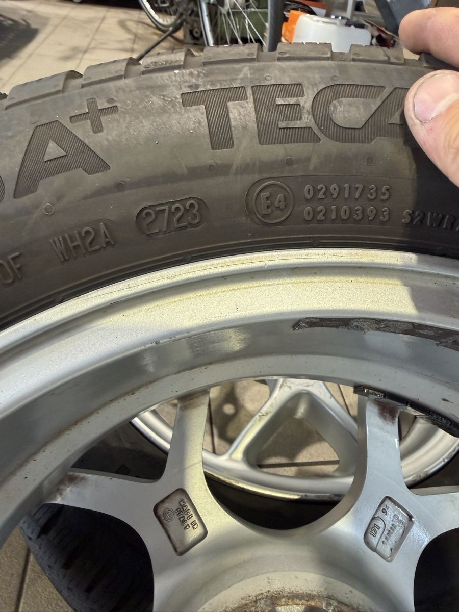 Pneumatici & Ruote complete: Audi S3 Komplettrad – Usato da Wangen an der aare venduto da Riklivti23 3