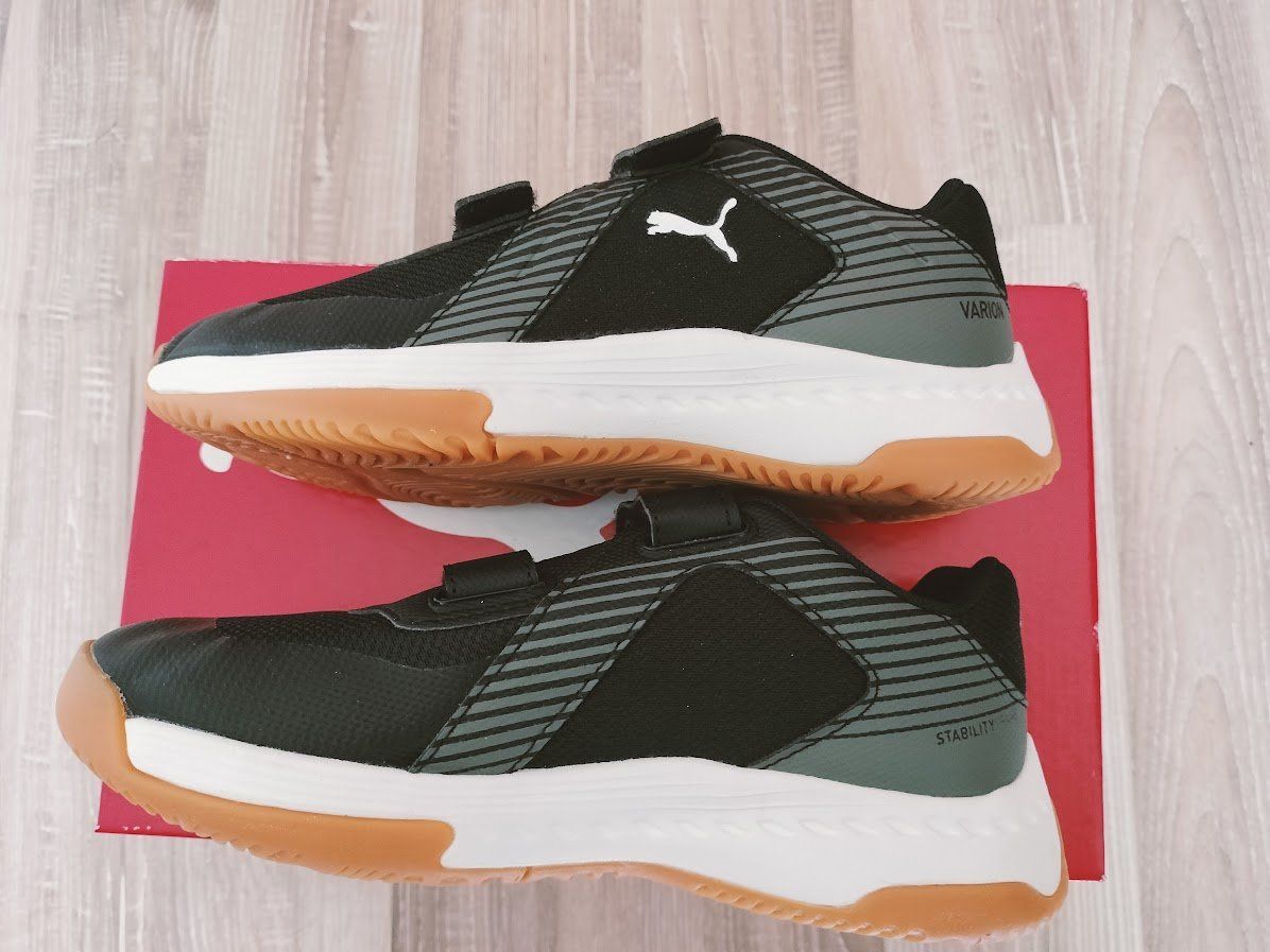 Puma Scarpe da uomo: Puma Hallenschuhe mit Klett Grösse 30 – Nuovo e nell'imballaggio originale da Oftringen venduto da Sportivo.ch 2