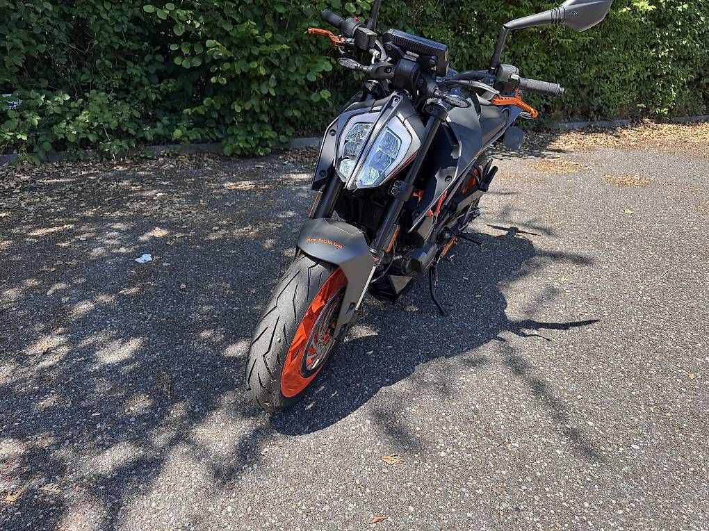 Strasse: KTM Duke 125 – Gebraucht aus Biberist von Design-R 3