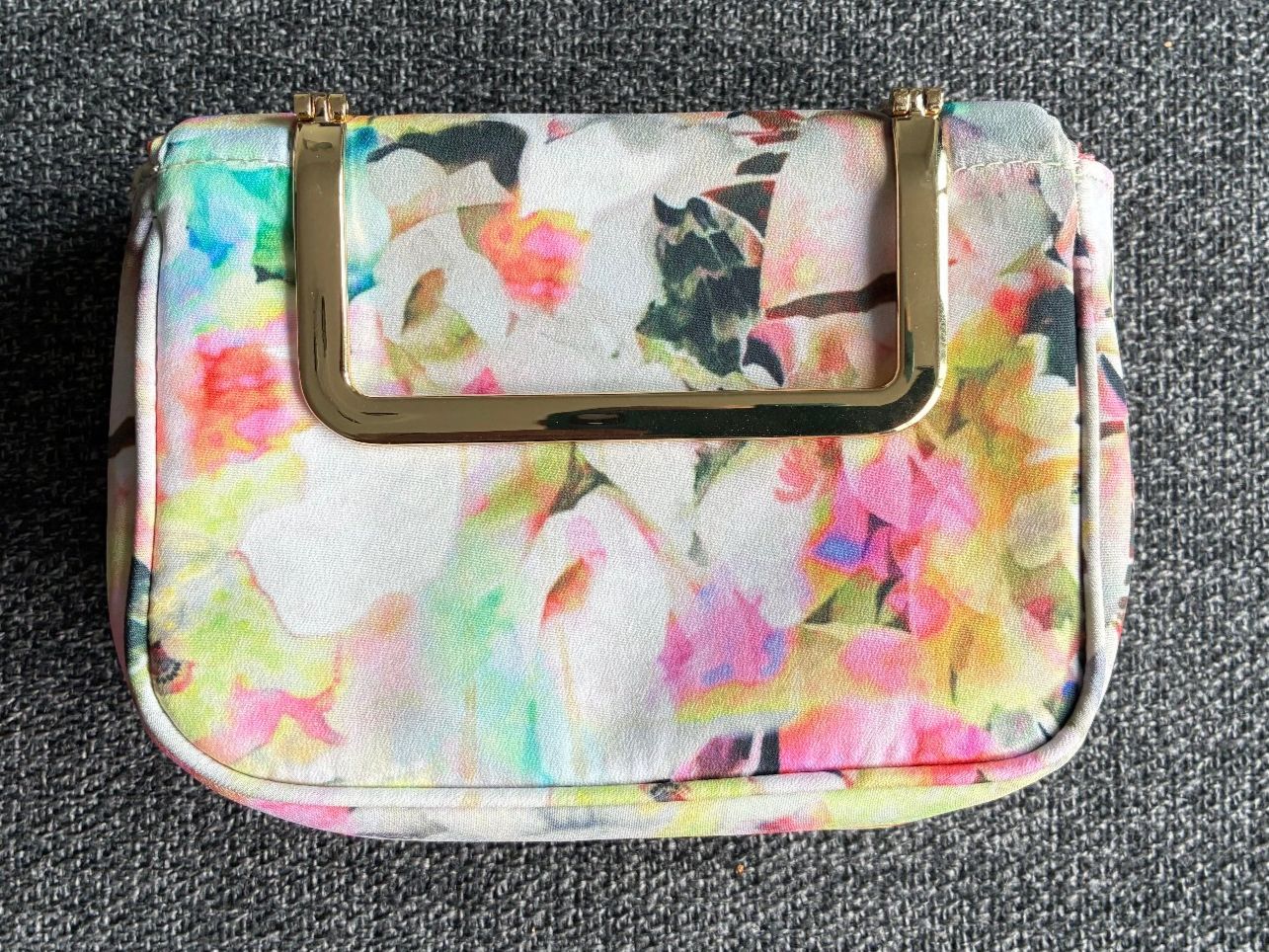 Ted Baker Borse da donna: Ted Baker Handtasche – Usato da Basel venduto da h4w_h5bq 1