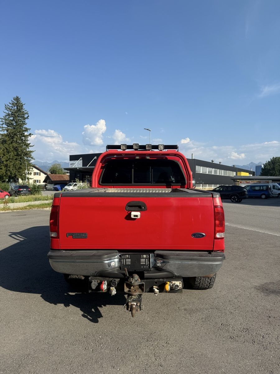 Ford (Usa) Autos: Ford F250 – D'occasion à Eichberg par Weder236 4