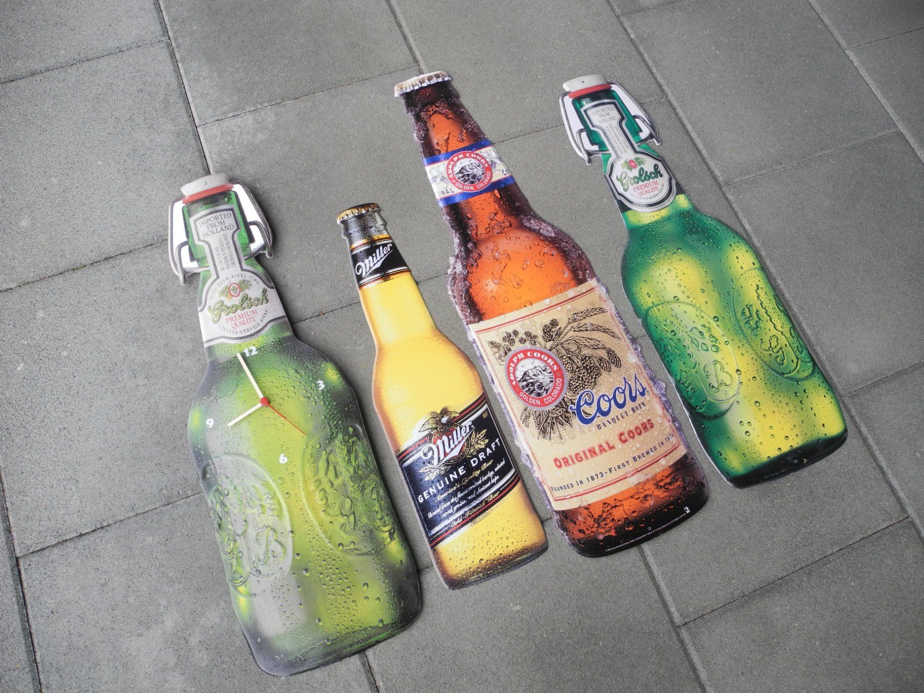 Insegne: 4 GROSSE - BIERFLASCHEN  ALU – Nuovo (secondo la descrizione) da Reinach AG venduto da Huckleberrysix 8