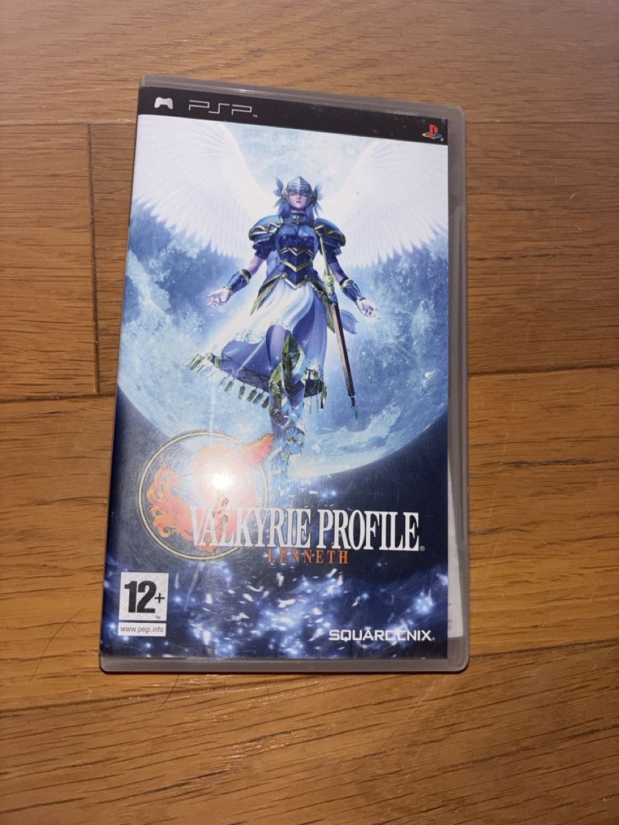 Sony Giochi: Valkyrie Profile Lenneth PSP - Jeu en anglais – Usato da La Chaux-de-Fonds venduto da lea_77ly