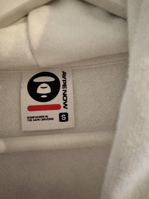 Maglioni & Felpe: Aape by bathing Ape hoodie weiss – Usato da Emmenbrücke venduto da liv_7ply 2