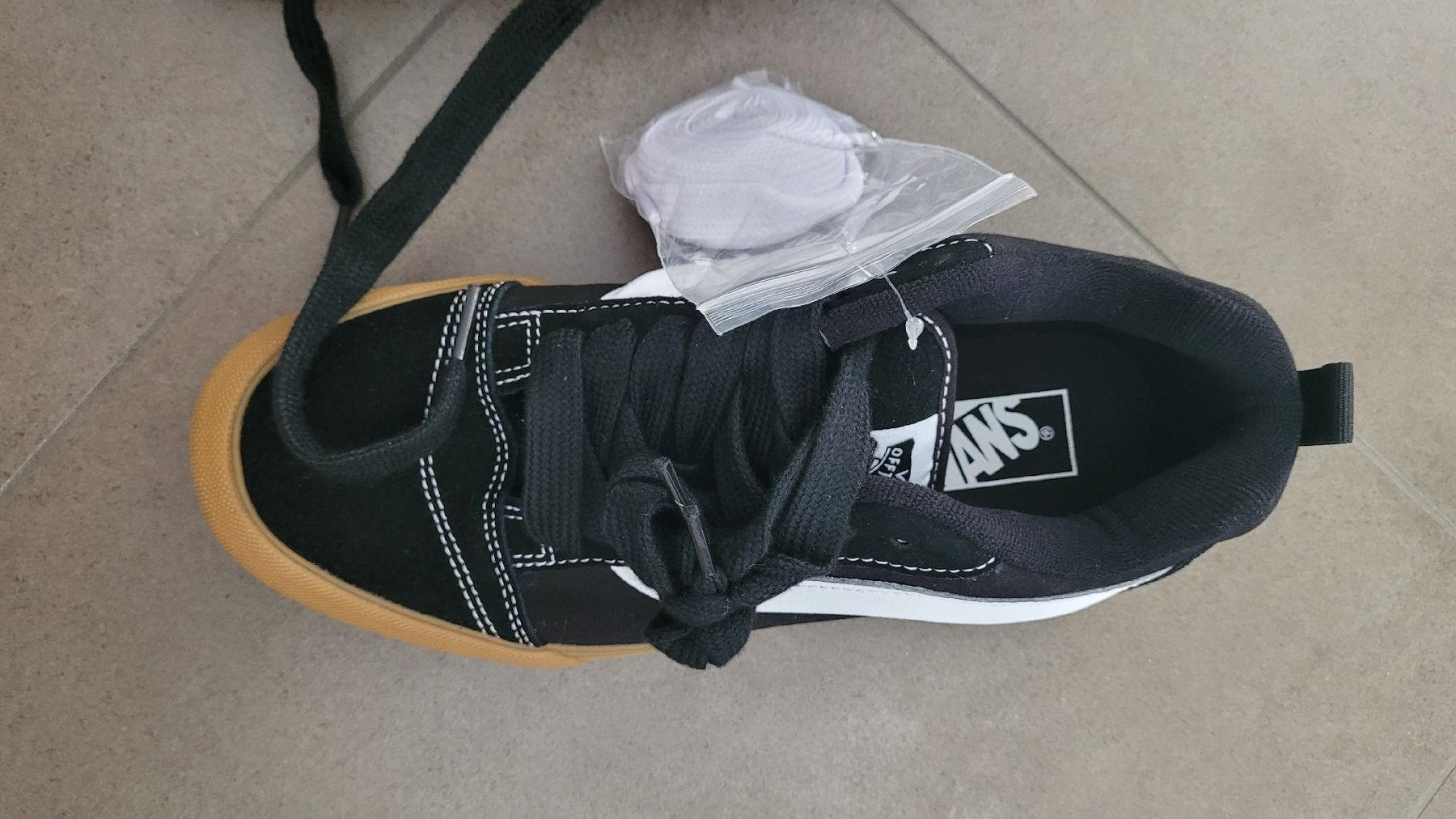 Vans Scarpe da uomo: New Vans Knu Skool Black Gum Size 40.5 – Nuovo e nell'imballaggio originale da Winterthur venduto da sar_zg7p 2