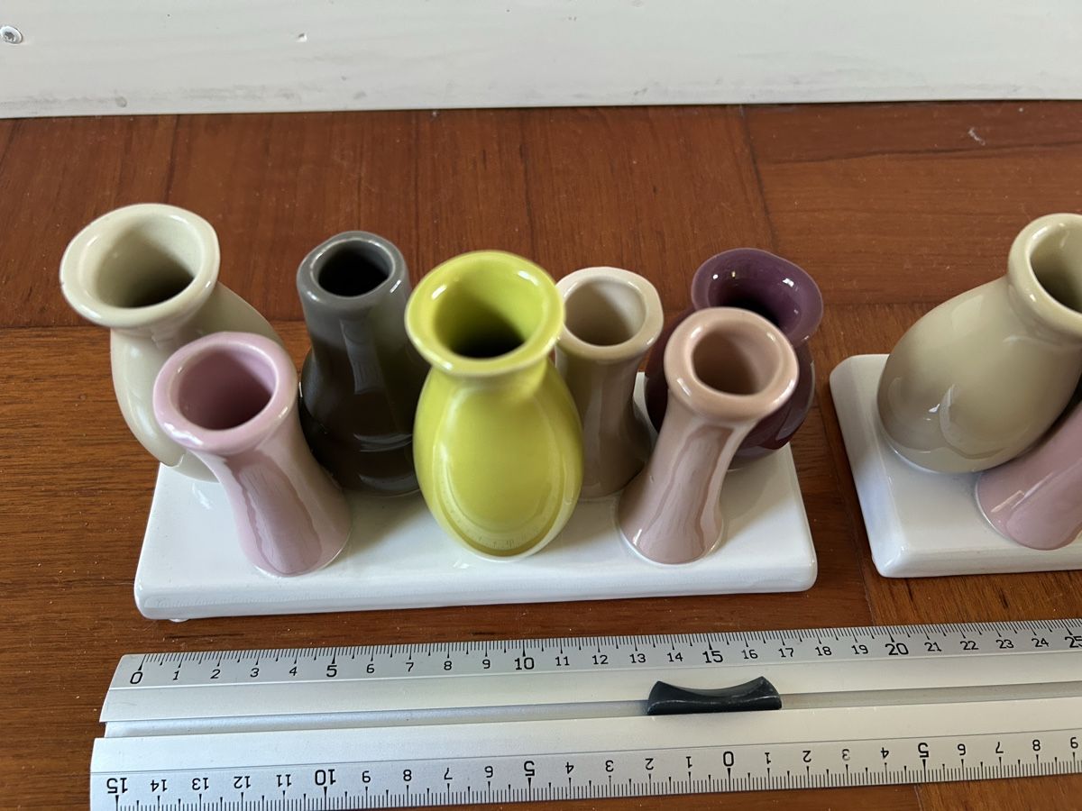 Vasi & Recipienti: 2 Blumenvasen - identisch - farbig - schlicht - modern  – Usato da Riniken venduto da KreativImKopf 2