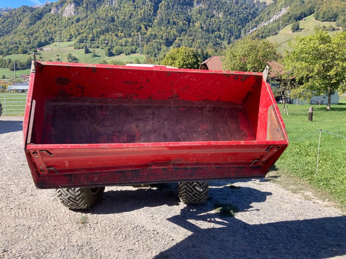 Zubehör Traktoren & landw. Fahrzeuge: Hochkippschaufel – Gebraucht aus Reichenbach i. K. von vonkaenel84 3