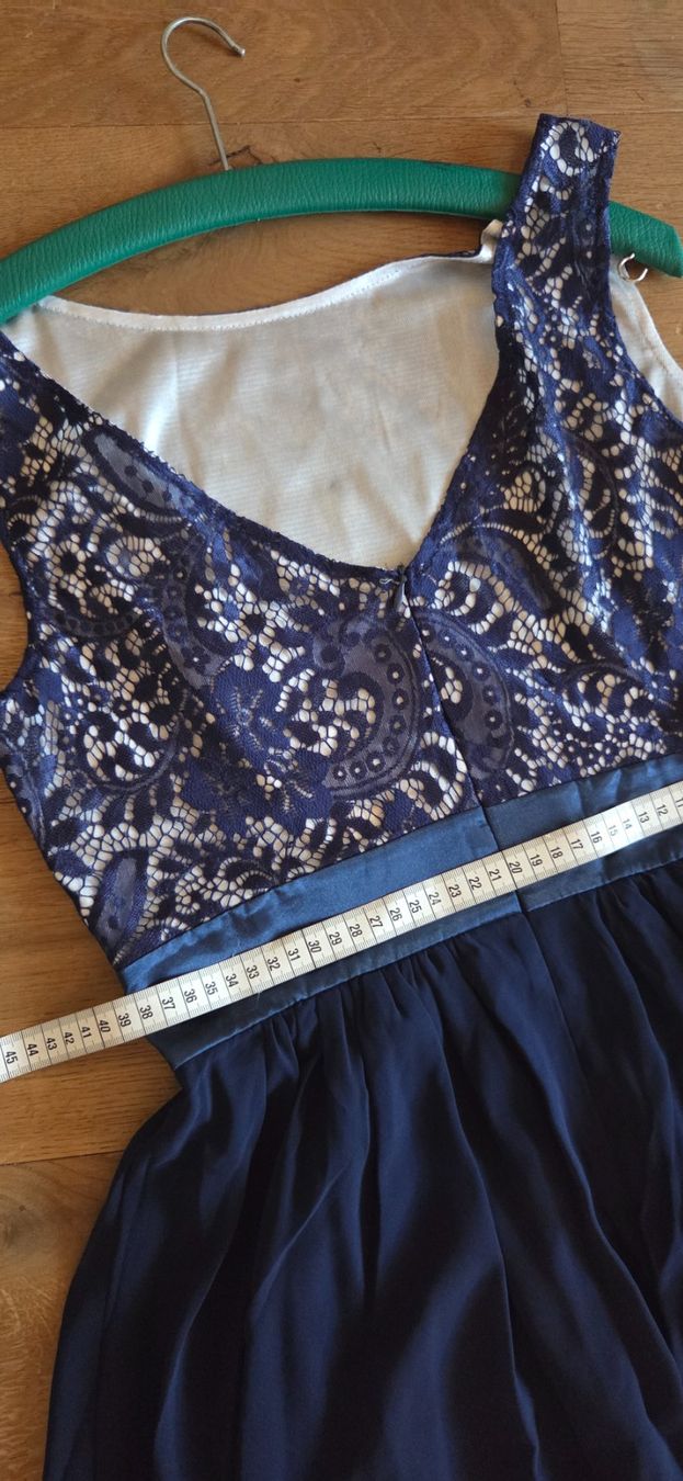 Robes: XL/40-42 Abendkleid /Sommerkleid  eleganter Anlass – Neuf avec emballage d'origine à Bremgarten b. Bern par Marge7979 7