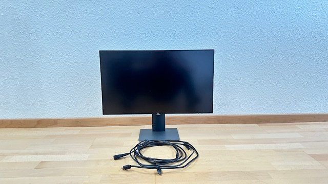 Ecrans: Monitor Dell U2719D – D'occasion à Nänikon par roboll