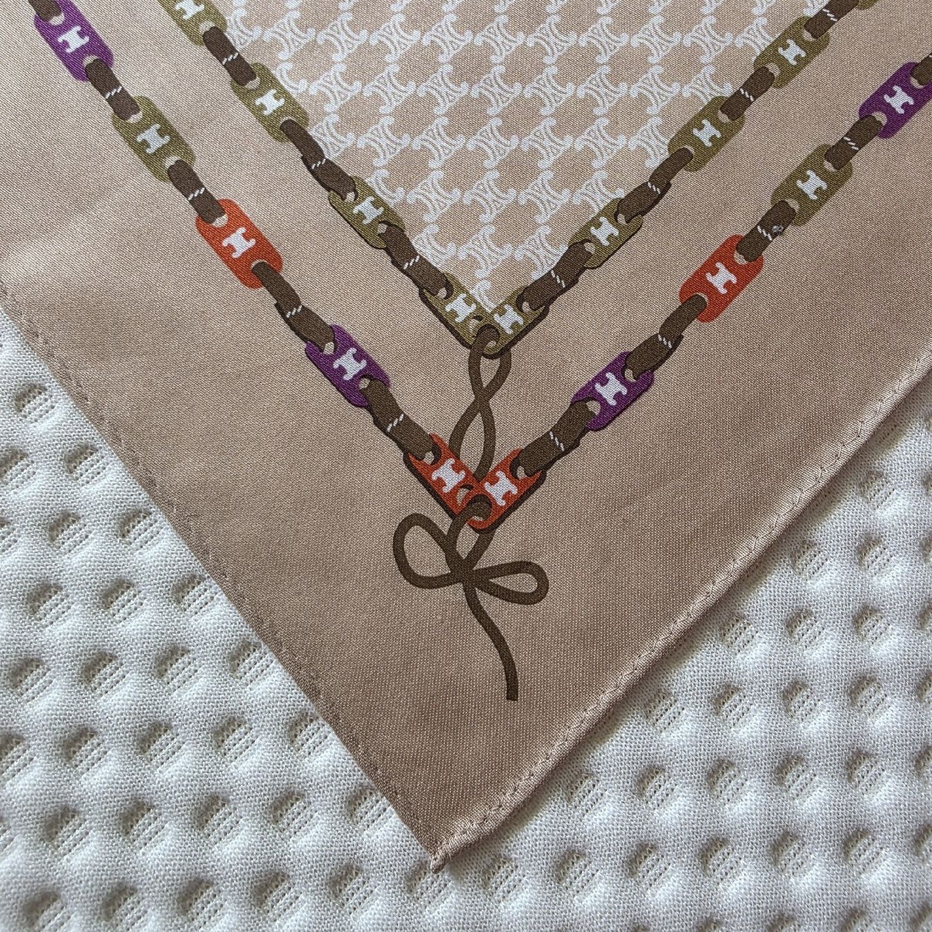 Celine Foulard & Sciarpe: CELINE Baumwolltuch 50x50 cm – Nuovo e nell'imballaggio originale da Zürich venduto da LIMAR 3