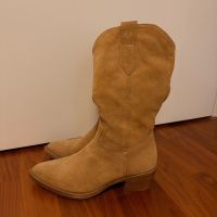 Cowboystiefel aus Wildleder von Tamaris - Gr. 37