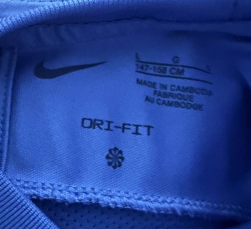 Camicie, T-shirt & Polo: T-shirt Nike 147/158 – Usato da Viganello venduto da bia_x25w 1