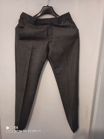 Graukarierte Hose  Marke: H&M