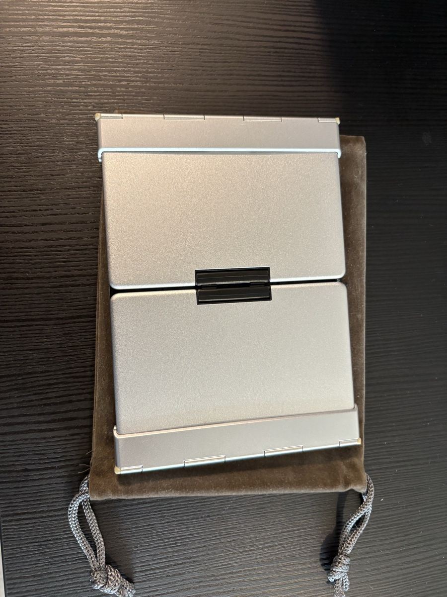 Apple Tablettes PC: Apple iPad mini (A17 Pro) – D'occasion à Wettingen par den_x2qq 8