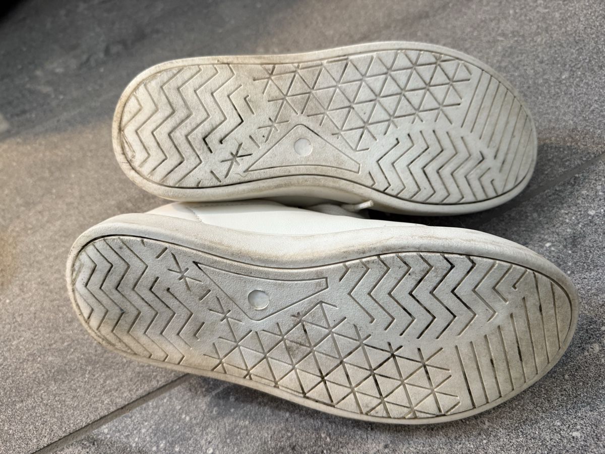 Benetton Chaussures filles: Benetton Sneaker, Gr. 35, ab 1.- – D'occasion à Muri AG par Hawaiiandream 5