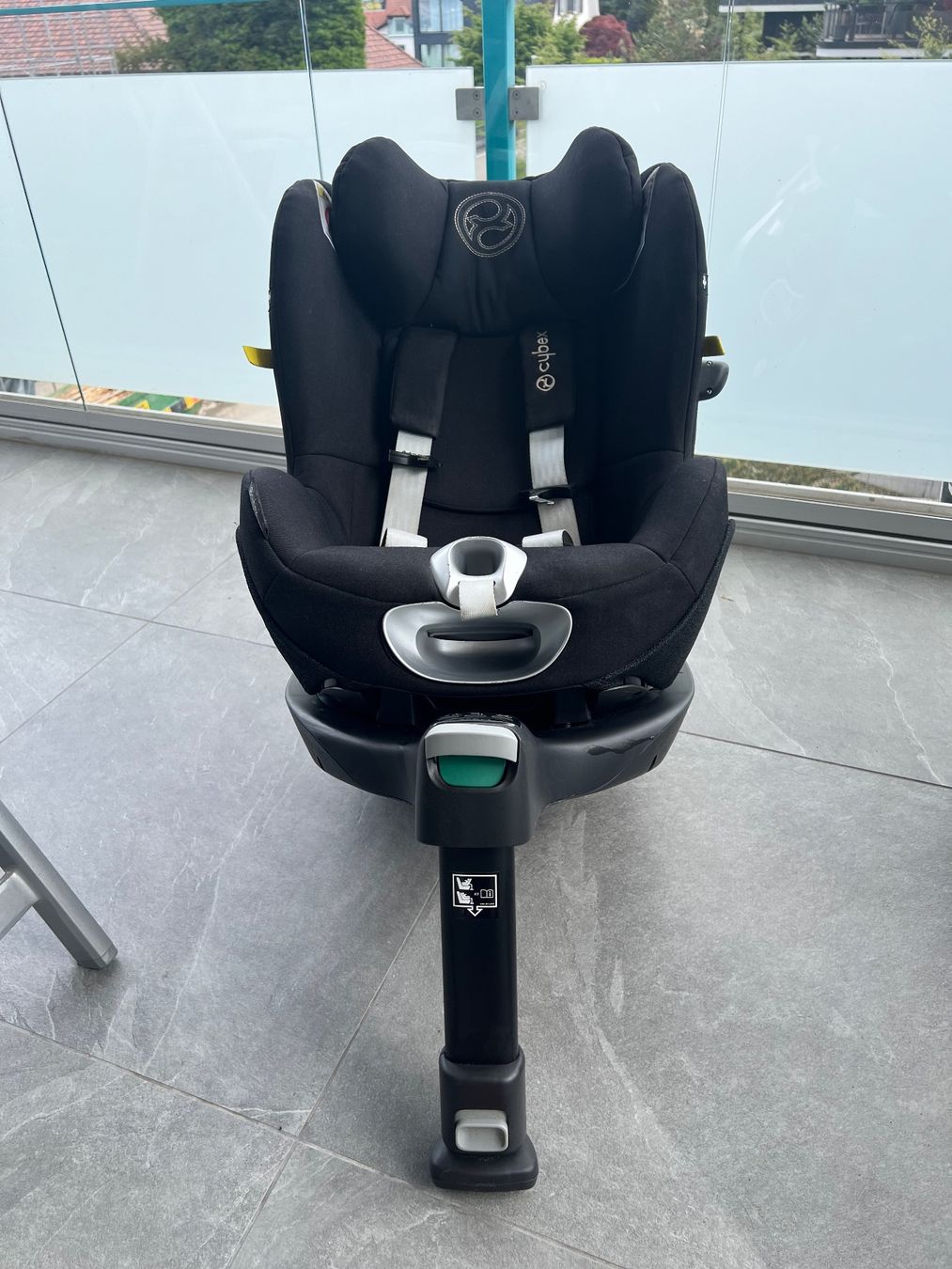 Cybex Seggiolini per auto: Cybex Sirona S i-Size mit Base Z, schwarz – Usato da Horgen venduto da jes_tx9v 1