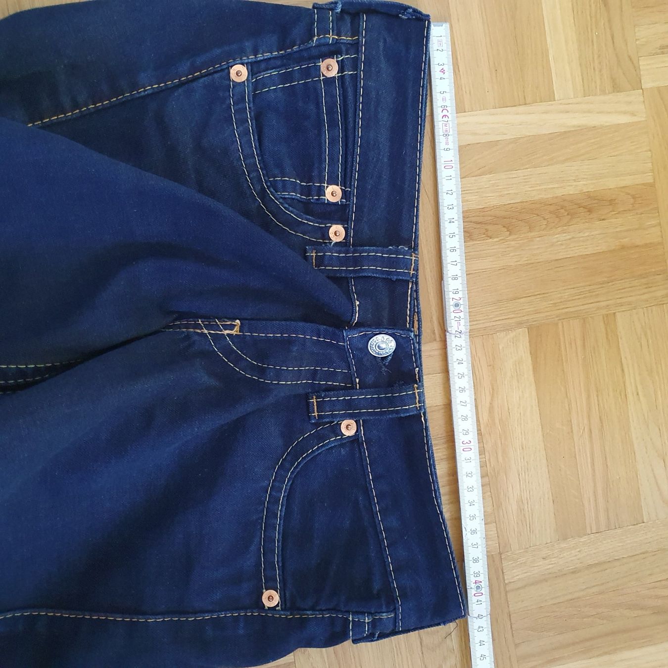 Levi's Jeans: Pantalon Levis taille 30/34 – Gebraucht aus Prilly von RoDyRe 3