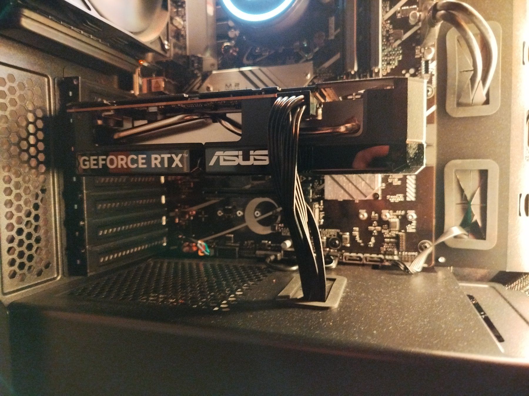 Nvidia Grafikkarten: NVIDIA RTX 5060 8GB – Neu (gemäss Beschreibung) aus Wasen im Emmental von lau_ydx5 3