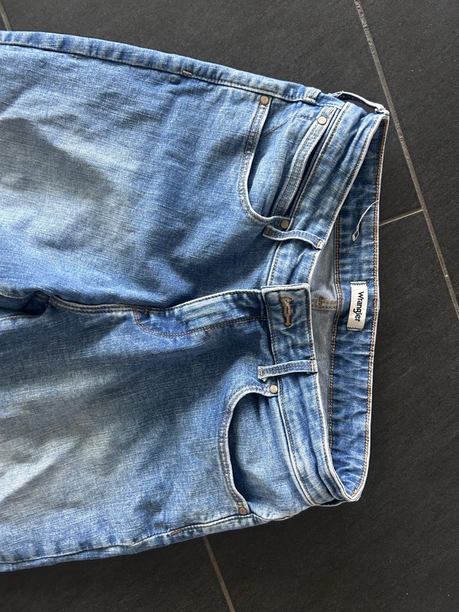 Wrangler Jeans: wrangler jeans 29/32 – Usato da Amden venduto da roatan01 3