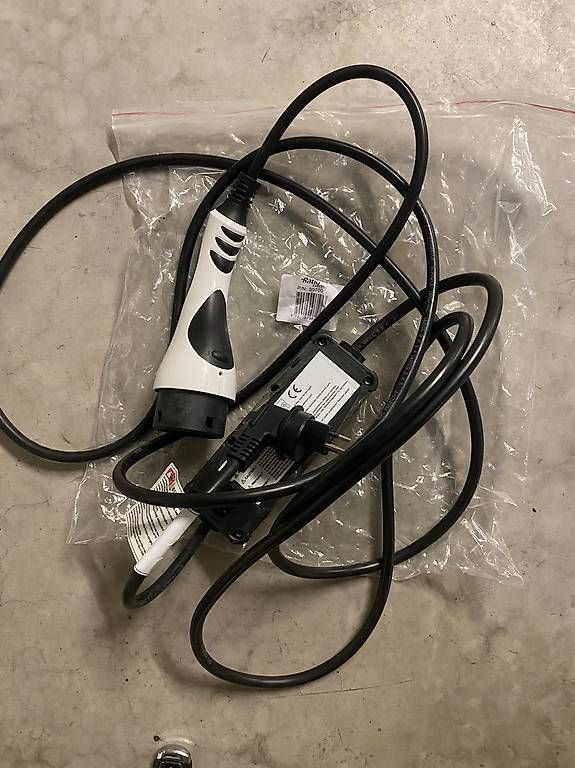 Caricabatterie: EW Auto-Ladekabel 230V/ Neu Typ 2 – Usato da Gossau ZH venduto da lovimax 1