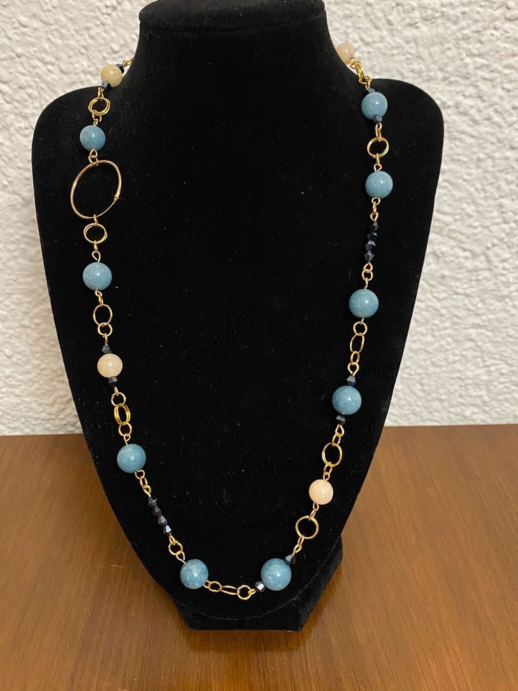 Catenine: Wunderschönes Collier - Halbedelstein - vergoldet - neu – Nuovo e nell'imballaggio originale da Luzern venduto da inf_c7r2