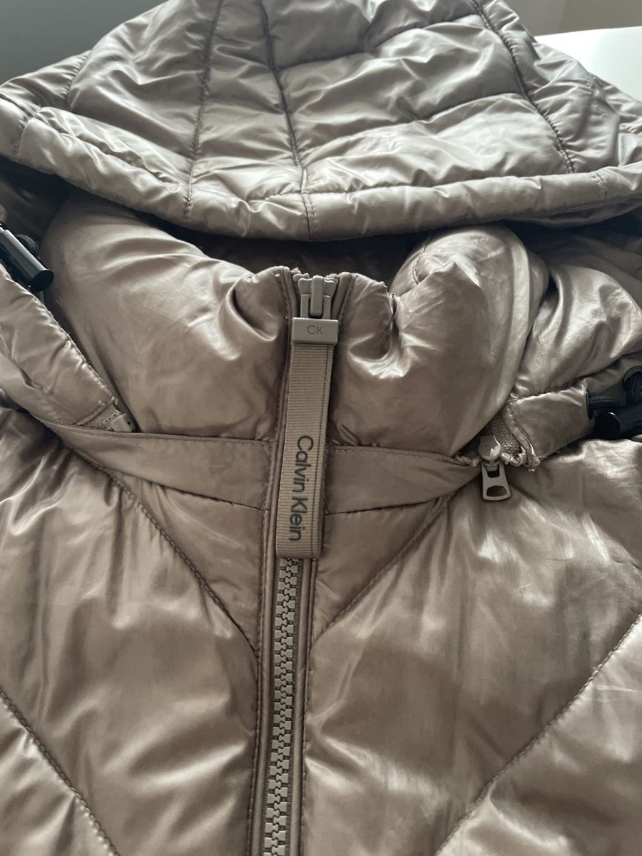 Calvin Klein Cappotti: Calvin Klein Jacke – Usato da Wädenswil venduto da Mazso 2
