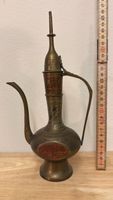 Orientalische Messingkanne mit Gravuren, ca. 27cm