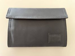 Pass-Etui, Porter Japan