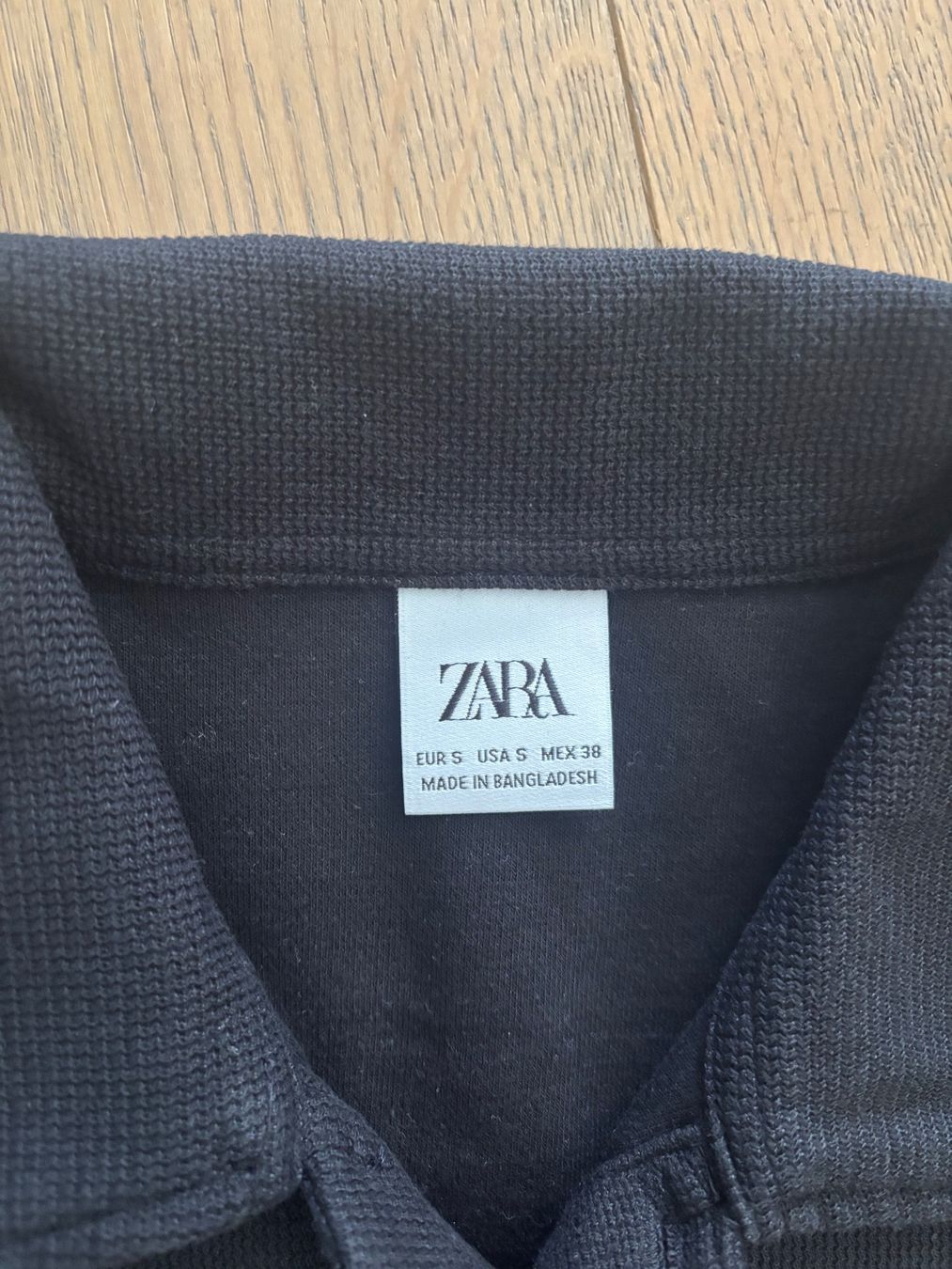 Zara Magliette Polo: Polohemd Zara schwarz Grösse – Usato da Trübbach venduto da Nico.Broder 3