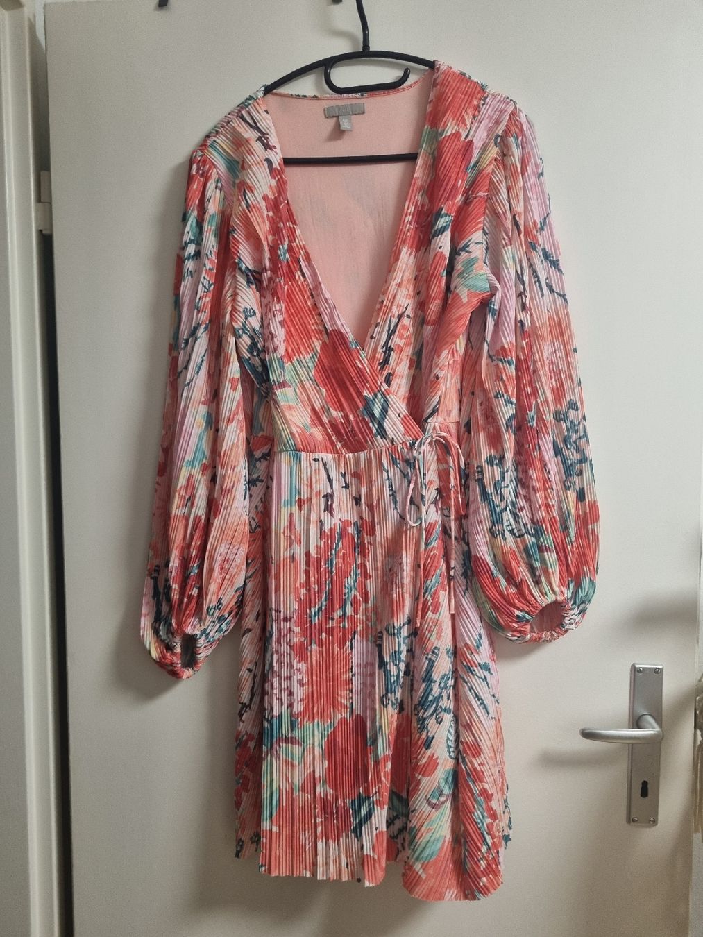 H&M Vestiti: Wickelkleid H&M, Gr. L – Usato da Jonen venduto da Juliette_St