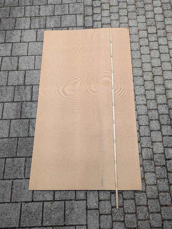 Piatti di portata: Hartfaserplatten 3mm – Usato da Lützelflüh-Goldb venduto da SchuetzP