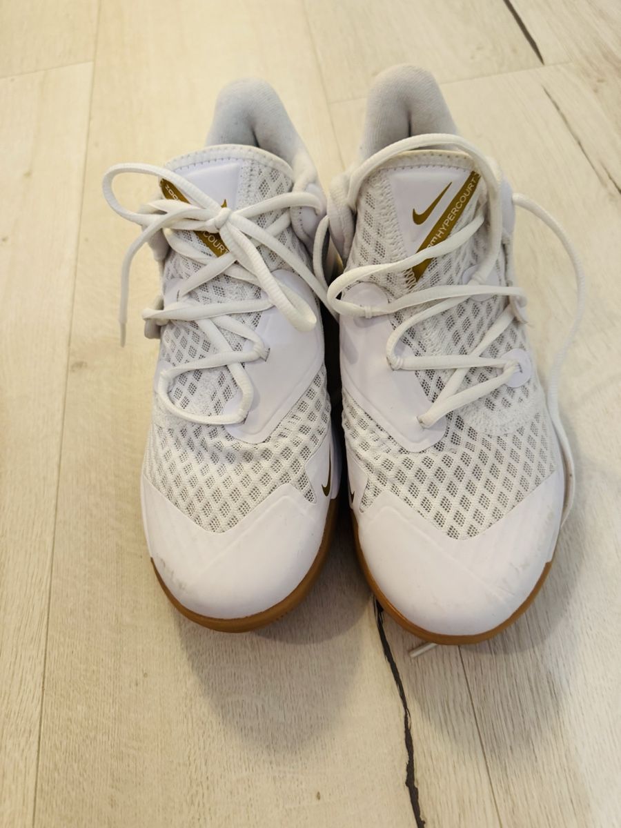 Nike Scarpe da donna: Nike Gr. 40 – Usato da Reinach BL venduto da Bollita 2