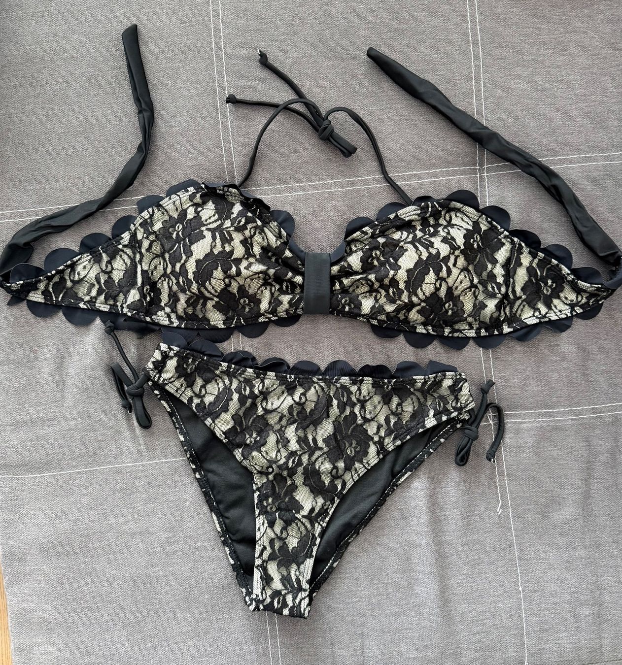 Costumi da bagno & Bikini: Spitze Bikini Set Schwarz Gr. M Neu – Nuovo e nell'imballaggio originale da Reinach AG venduto da innamac