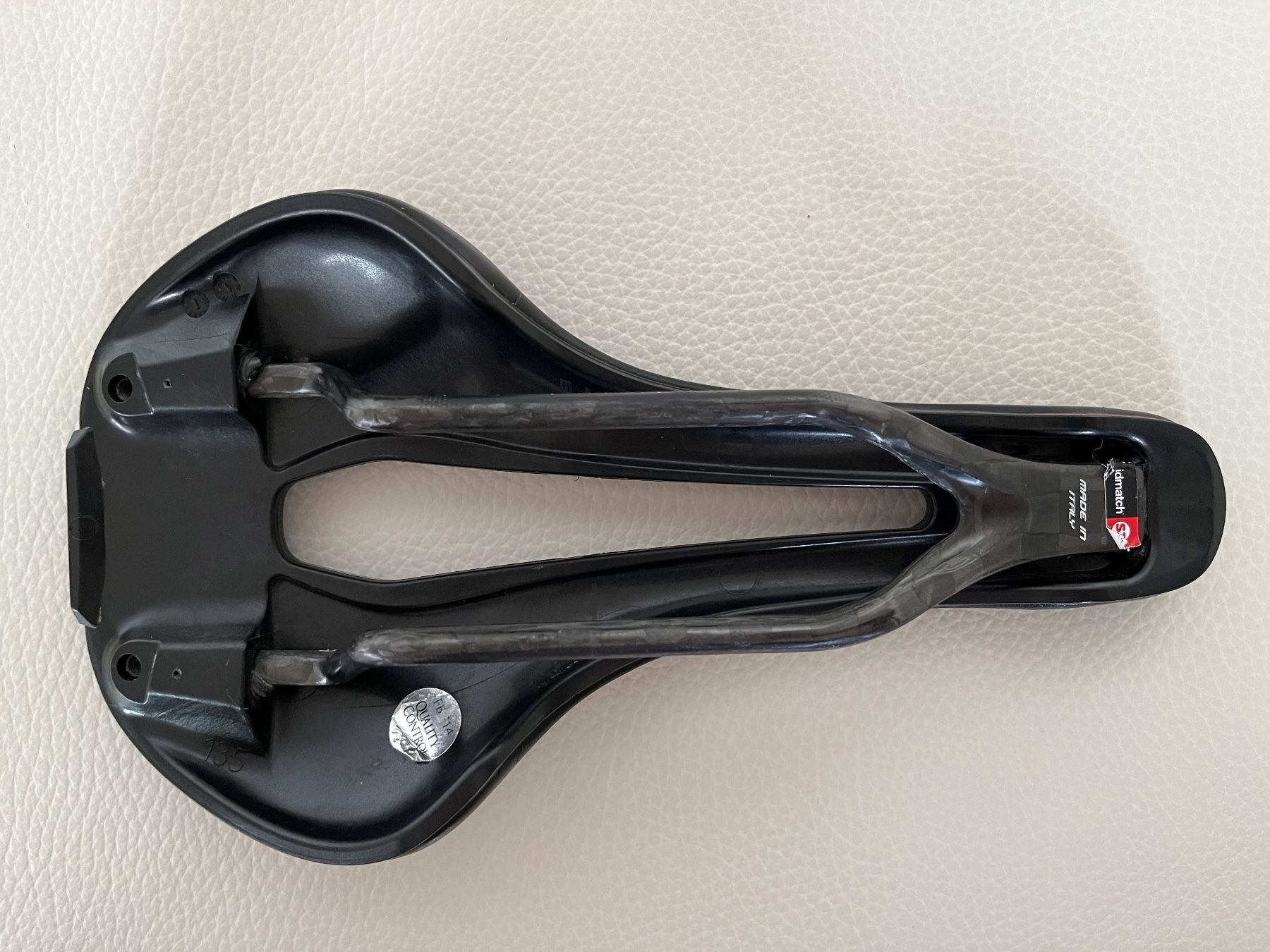 Selle Italia Pezzi di ricambio: Sattel Selle Italia Carbon – Usato da Ballwil venduto da waldboden2014 1
