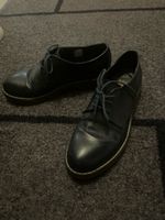 Scarpe stringate nere  e comode 40
