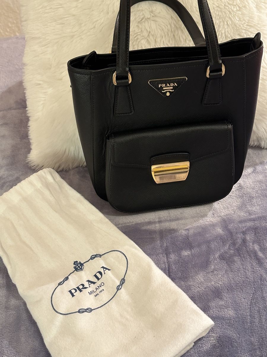 Prada Borse da donna: Schicke Prada Handtasche, schwarz - ein echter Hingucker! – Nuovo (secondo la descrizione) da Burgdorf venduto da menina04 6