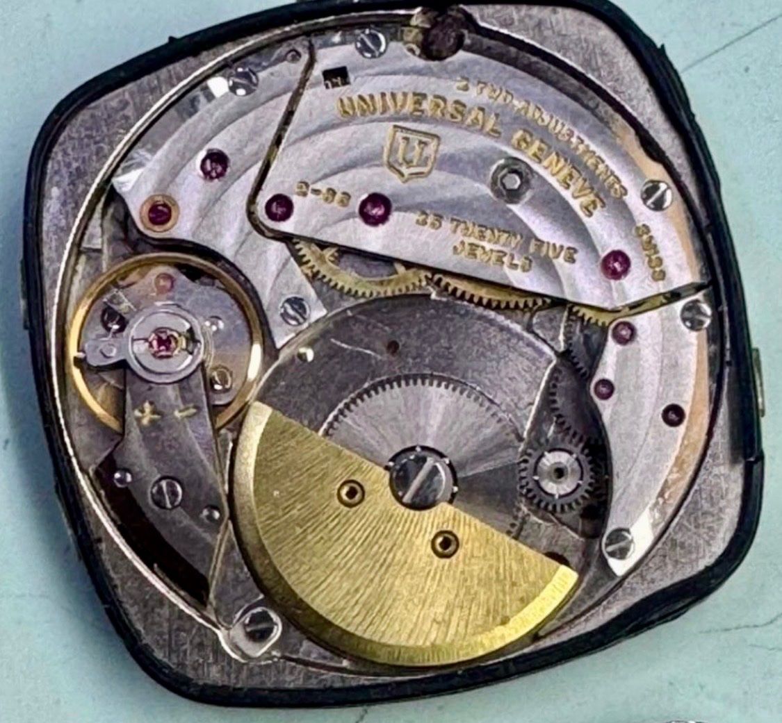 Universal Genève Orologi: Universal Geneve Saddam Hussein Iraq - Rare / Selten – Usato da Küsnacht ZH venduto da Pedramy 9